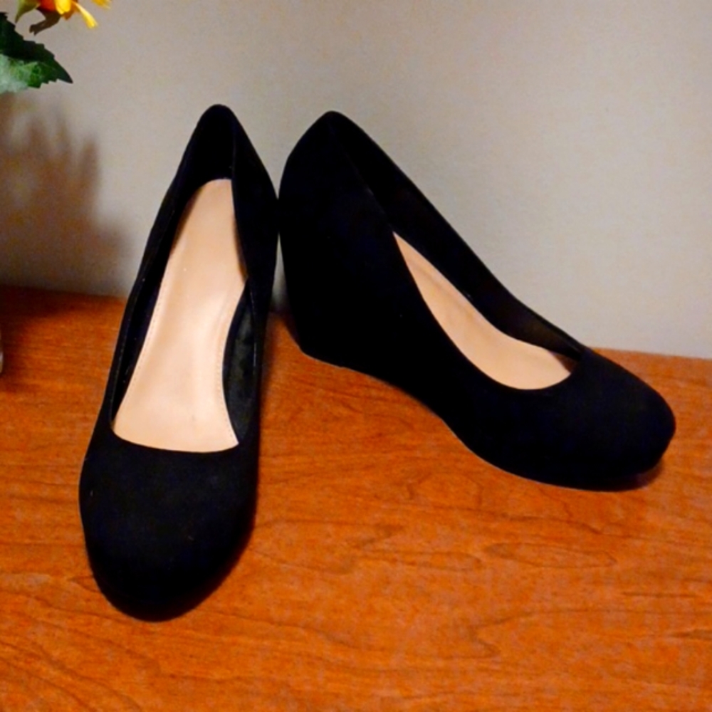 Black heels